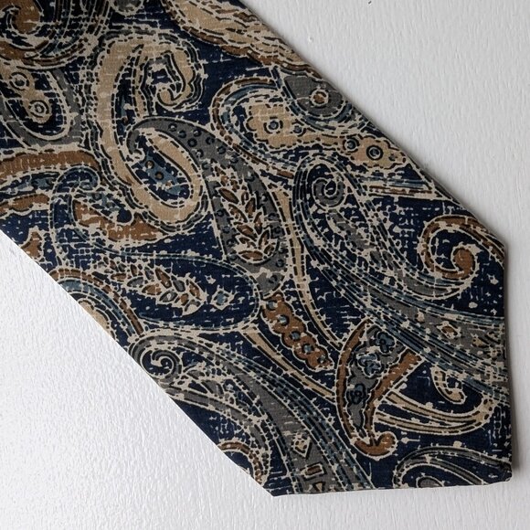 Vintage Hawkes and Keynes Paisley Silk Tie - Picture 2 of 4
